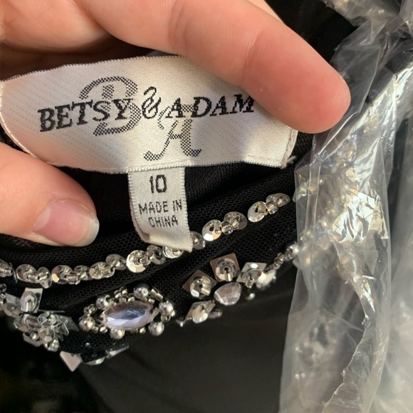 Black prom dress - Picture 3 of 5